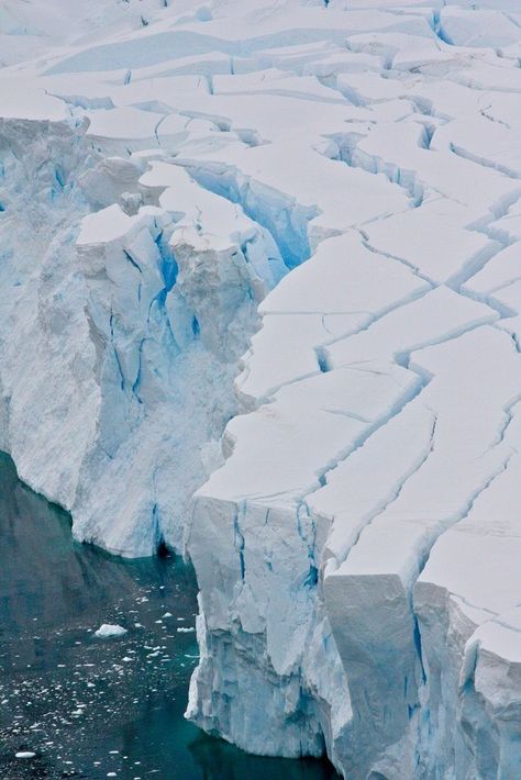 Serge Chogori20 photography  |  Glacier, Neko Harbour, 2010  |  https://www.flickr.com/photos/chogori20/4475528665/ Antarctica Travel, Black And White Photograph, Snow And Ice, Planet Earth, Aerial View, Amazing Nature, Beautiful World, Wonders Of The World, Mother Nature