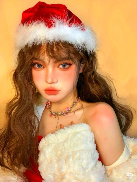 Christmas Hairstyles, Ashley Graham, Photography Gallery, Santa Baby, Art Reference Poses, Santa Hat, Hat Hairstyles, Christmas Themes, Winter Hats