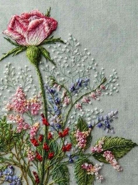 [Promotion] New Brazilian Embroidery Patterns #Vintageembroiderypatterns #embroiderypatternsvintage Brazilian Embroidery Stitches, Linen Embroidery, Crewel Embroidery Kits, Hardanger Embroidery, Hand Embroidery Flowers, Learn Embroidery, Embroidery Patterns Vintage, Brazilian Embroidery, Creative Embroidery