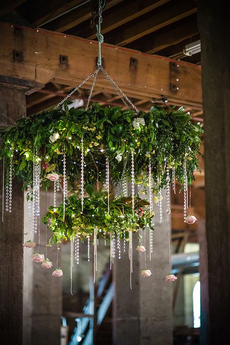 Garden Bridges, Tafel Decor, Flower Chandelier, Floral Chandelier, Garden Lanterns, Hanging Flowers, Garden Stakes, Ceiling Decor, Diy Wedding Decorations