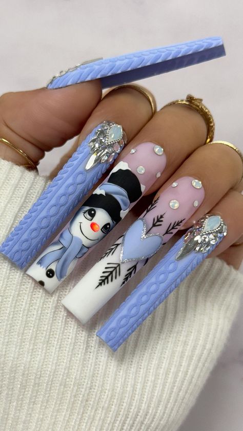 Christmas Nail Set, Christmas Fake Nails, Disney Christmas Nails, Nail Noel, Knit Sweater Pattern, Long Square Nails, January Nails, Cute Christmas Nails, Sweater Nails