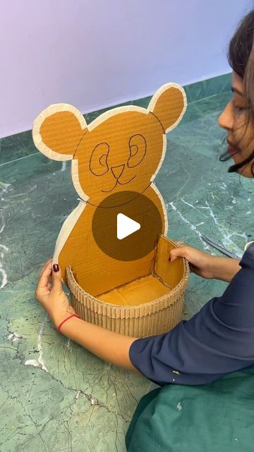 Cardboard Diy Decor, Card Board Craft, Recycled Projects For Kids, Cardboard Crafts Diy Decor, Card Board Craft Ideas, Diy With Cardboard Boxes, Crafts With Cardboard Boxes, Cardboard Box Ideas For Kids, Cardboard Diy Ideas