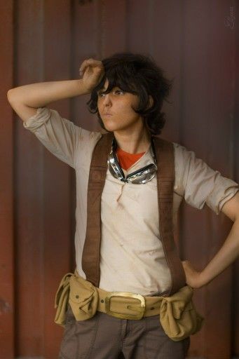 Oooooh this one's a good cosplay Leo Valdez Cosplay, Pjo Cosplay, Percy Jackson Cosplay, Leo And Calypso, Cosplay Poses, Percy Jackson Characters, Leo Valdez, Nerd Love, Rick Riordan Books