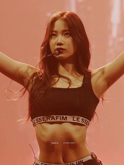 Abs Women, Womens Abs, Muscle Girls, Dream Body, Muscle Women, Iconic Women, Korean Beauty, Black Tank Tops, Kpop Girls