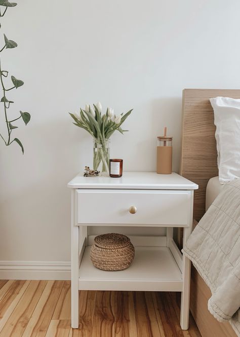 Ikea Lamp Bedroom, Wooden Bed White Bedside Tables, Bedside Table Tray Decor, White Nightstand Aesthetic, Ikea Bedside Table Ideas, Preppy Night Stand, Beside Table Aesthetic, Cute Nightstands Aesthetic, Nightstand Ideas Aesthetic