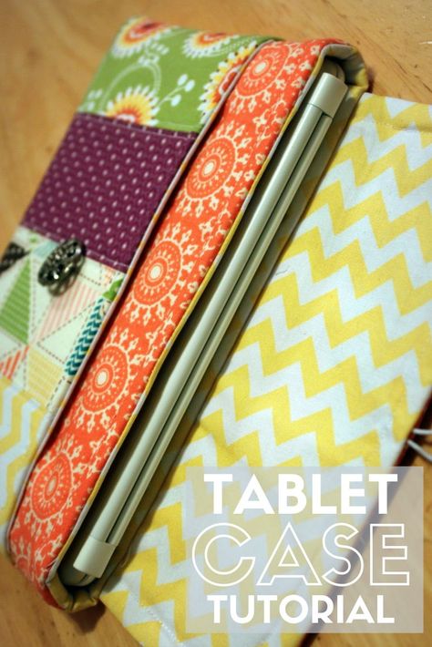 A Fabric Case Sewing Pattern for an iPad Mini or Kindle fabric case an iPad Mini or Kindle Case. This pattern fits most smaller tablets. #thecraftyblogstalker #tabletcase #diytabletcase #sewingtutorial