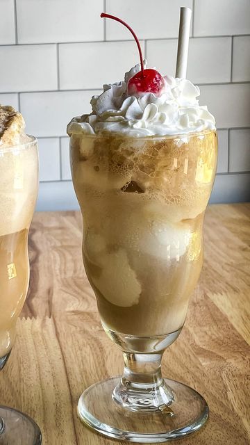 Cook Fast, Eat Well on Instagram: "Classic Root Beer Float⁣ ⁣ Vanilla Ice Cream⁣ Root Beer⁣ Whipped Cream⁣ Maraschino Cherry⁣ ⁣ Scoop ice cream into a glass. Slowly add root beer. Allow foam to settle for a minute. Top with more root beer, whipped cream, and a maraschino cherry. ⁣ ⁣ #icecream #rootbeer #dessert #icecreamsundae #whippedcream" Scoop Ice Cream, Beer Float, Root Beer Float, Maraschino Cherry, Ice Cream Sundae, Eat Well, Vanilla Ice, Vanilla Ice Cream, Root Beer