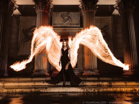 Benjamin Von Wong, Light Painting Photography, Shotting Photo, Ange Demon, Strange Photos, Magic Aesthetic, Fantasy Photography, Fantasy Aesthetic, Angels And Demons