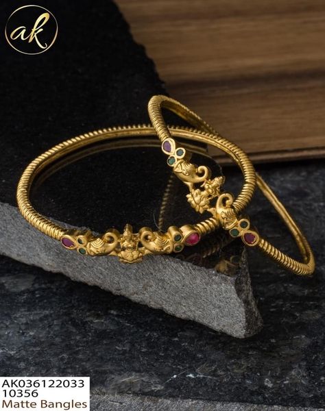 Kadiyalu For Women, Kankanalu Gold Designs Latest For Women, Bangles Jewelry Designs Gold Antique, Gold Bangles For Women Indian, Kankanalu Gold Designs, Gold Kada Design For Women, Daily Use Gold Bangles Indian, Gold Bangles Design Daily Wear Latest, Antique Gold Bangles Design