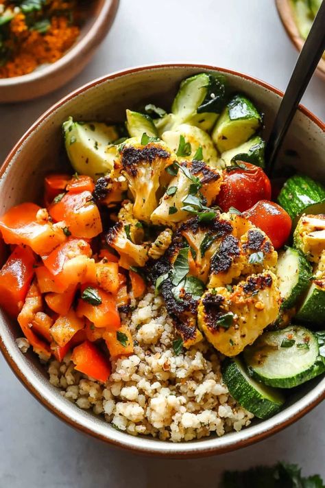 Roasted Veggie Glow Bowls Vegan Recipes Bowls, Roasted Veggie Bowl Dressing, Grilled Veggie Bowl, Roasted Veggie Quinoa Bowl, Veggie Bowl Dressing, Vegetarian Rice Bowl, Clean Eating Bowls, Fun Healthy Meals, Rice Bowls Vegetarian