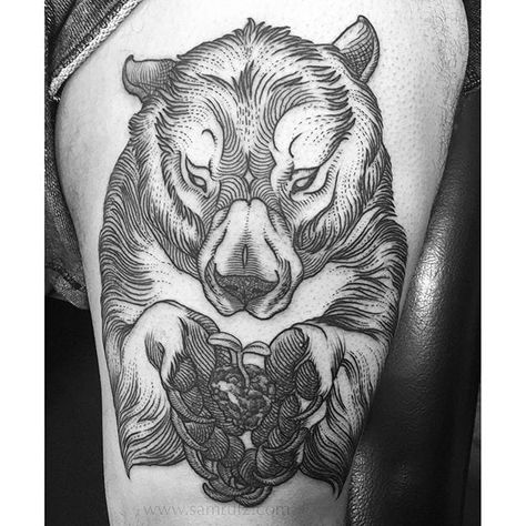 Tattoo Bear Grizzly, Bear With Fish Tattoo, Woodcut Bear Tattoo, Two Bears Tattoo, Grizzly Bear Tattoos Women, Bear Back Tattoo, Bear Tattoos For Men, Ammonite Tattoo, Grizzly Tattoo