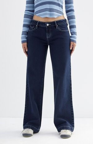 Dark Indigo Seam Low Rise Girlfriend Jeans Dark Rinse Jeans Outfits, Dark Jeans Outfit Fall, Straight Dark Jeans, Girlfriend Jeans, Dark Indigo, Dark Blue Jeans, Loose Tops, High Rise Jeans, Low Rise