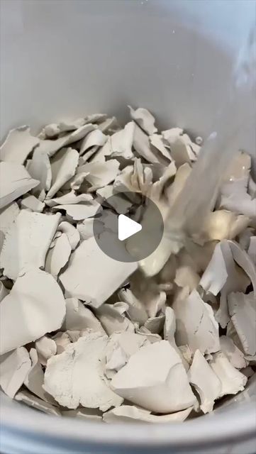 Plaster Board, Making Pottery, Diy Plaster, Pottery Ceramics, Porcelain Clay, Ceramic Clay, The Process, Cement, Recycling