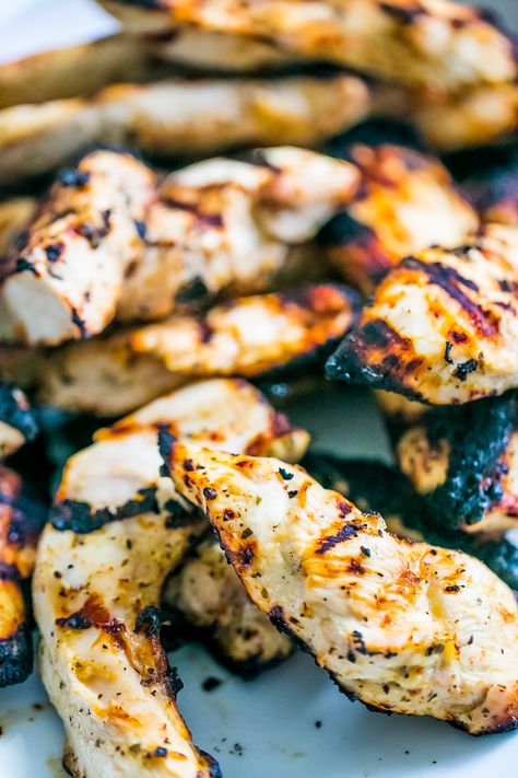 Grilled Chicken Strips {Sweet C's} Grilled Chicken Strips Recipes, Chicken Breast Strips Recipes, Grilled Chicken Strips, Chicken Strip Recipes, Boiled Chicken Breast, Seared Chicken Breast, Easy Grilled Chicken, Easy Chicken Breast, Chicken Breast Recipes Easy