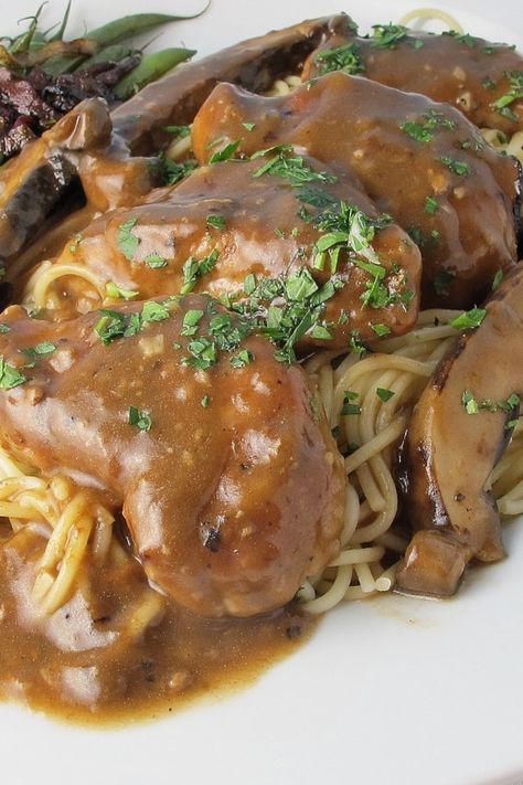 Chicken Marsala with Portobello Mushrooms | "I LOVED this recipe. It was easy to make and was a huge hit at my party." #allrecipes #dinnerideas #dinnerrecipes #dinnerdishes #familydinnerideas #chicken #chickenrecipes Portobello Mushroom Chicken, Restaurant Classic, Portobello Mushroom Recipes, Chicken Mushroom Recipes, Buttermilk Fried Chicken, Chicken Entrees, Chicken Marsala, Chicken Main Dishes, Bon Appetite