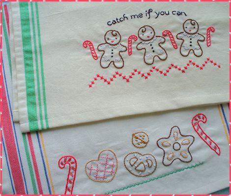 Catch_me_if_you_can Tea Towel Embroidery Patterns, Cookie Embroidery, Tea Towel Embroidery, Flower Quilt Blocks, Embroidery Kitchen Towels, Christmas Tea Towels, Tea Towels Embroidery, Embroidery Kitchen, Towel Embroidery