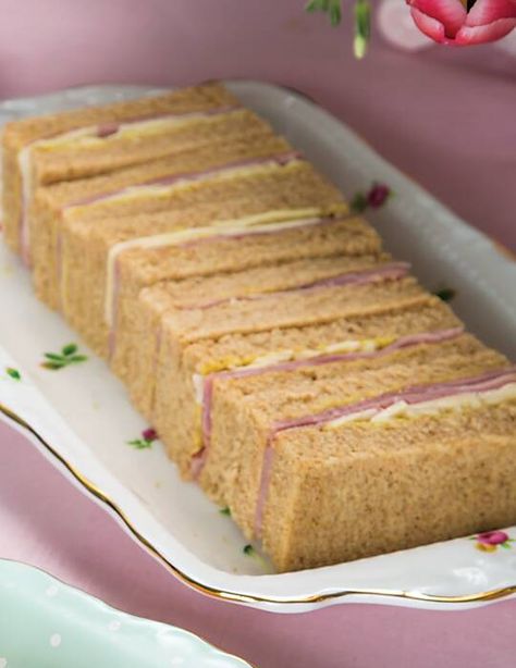 Ham Party Sandwiches, Ham Finger Sandwiches, Fancy Ham Sandwiches, Ham And Cheese Tea Sandwiches, Tea Party Foods, Tea Party Sandwiches Recipes, Ham Sandwich Recipes, Sunday Tea, Savory Snack Recipes