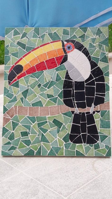 Bird Mosaic Art, Mozaic Desene, Paper Mosaic Art For Kids, Mosaic Art For Kids, Mosaic Drawing, Animal Mosaic, Classe D'art, Mosaic Art Diy, Paper Mosaic