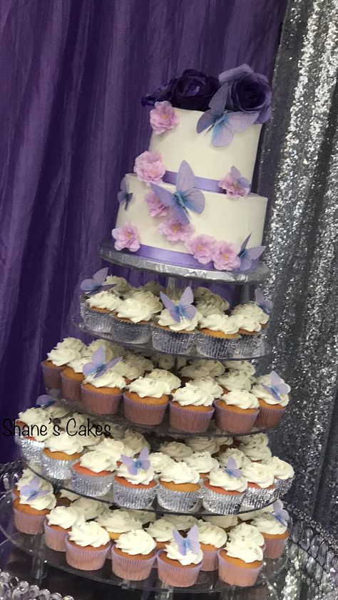 Buttercream frosting with edible butterflies and silk flowers: Lavender wedding Quince Lavender, Lavender Colour Cake, Wedding Cake Lavender, Lavender Sweet 16, Blue Sweet Sixteen, Cake Lavender, Quince Planning, Edible Butterflies, Quinceanera Stuff