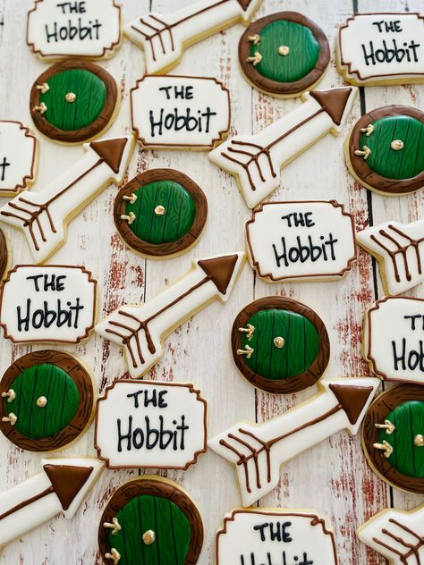 Hobbit Cookies Decorated, Lotr Cookies, Hobbit Cookies, Hobbit Birthday, Hobbit Party, There And Back Again, Earth Baby, Cookies Ideas, 30th Bday