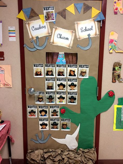 Texas themed classroom door  {{{The Best Parent Volunteers}}} Texas Classroom Decor, Wild West Classroom Door Ideas, Homecoming Decorations Hallway, Teacher Appreciation Door Decorations, Western Classroom, Classroom Door Decorating, Teacher Appreciation Themes, Teacher Appreciation Doors, Homecoming Decorations