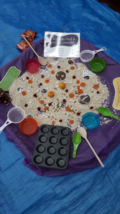 Gruffalo Crumble Tuff Tray, World Book Day Activities For Toddlers, World Book Day Tuff Tray Ideas, Gruffalo Tuff Tray Ideas, World Book Day Activities Eyfs, Gruffalo Tuff Tray, Gruffalo Activities Eyfs, Gruffalo Crumble, World Book Day Activities