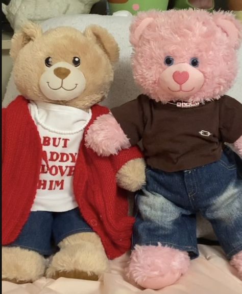 Build A Bear Matching, Leo Clothes, Build A Bear Outfits, Harry Core, Teddy Bear Wallpaper, Random Aesthetics, Bear Outfits, Baby Goats, Bear Wallpaper