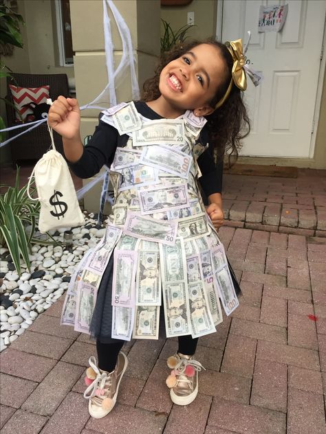 Money Bag Costume, Money Costume, Purim Costume, Purim Costumes, Abc Party, Money Dress, Clever Halloween, Clever Halloween Costumes, Crafty Mom