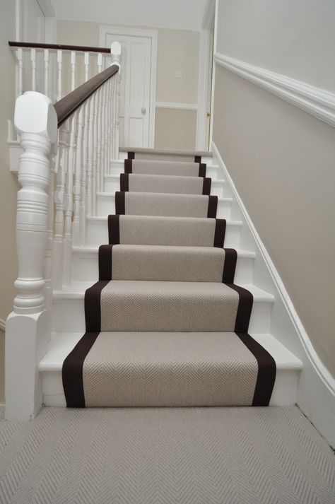 4-064 flatweave stair runners Bowloom flatweave herringbone carpet, fitted stair runners with plain binding tape Stairs With Carpet, Herringbone Carpet, Staircase Carpet Runner, Stair Carpets, Stairway Carpet, Wool Stair Runner, Carpet Staircase, Victorian Hallway, Staircase Runner