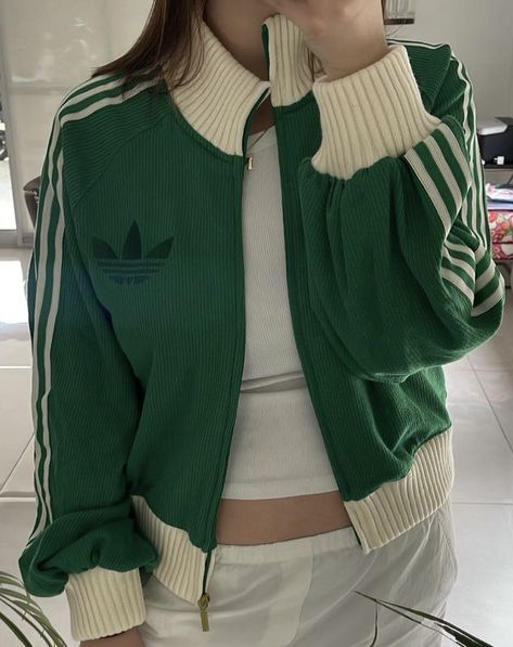 Pink And Blue Outfit, Turtle Neck Outfit, University Outfit, Adidas Outfit, Fall Fashion Outfits, Knit Jacket, Outfits Casuales, Classy Outfits, Stay Warm