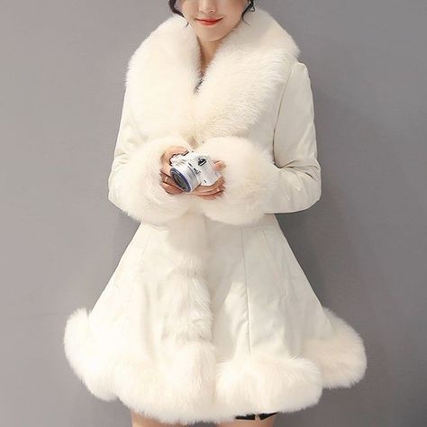 Fur Jacket Outfit Dressy, Fluffy Coat Outfit, White Fluffy Coat, Trent Coat, Fur Jacket Outfit, White Fur Jacket, Cute Winter Coats, Long Coat Outfit, White Dress Winter