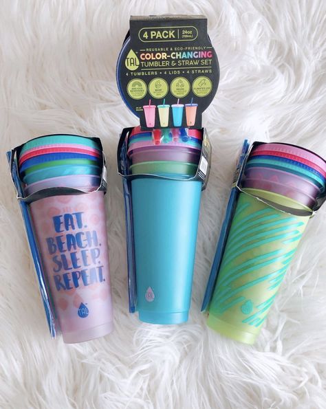 Color Changing Cups, Reusable Cups, How To Make Drinks, Cup Gifts, Instagrammer, Chevron Pattern, Cricut Projects, Silhouette Cameo, The Cutest