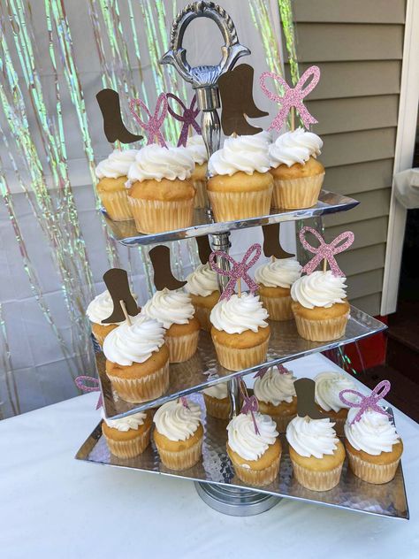 Boots Or Bows Gender Reveal Cupcakes, Boots And Bows Gender Reveal Table Decorations, Boots Or Bows Gender Reveal, Bows Gender Reveal, Bow Cupcakes, Gender Reveal Cupcakes, Bow Gender Reveal, Baby Shower Gender Reveal, Gender Reveal