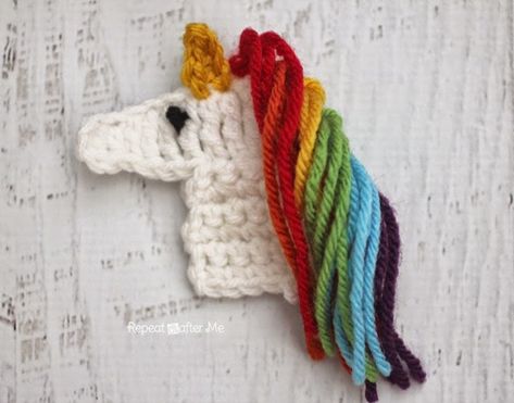 U is for Unicorn: Crochet Unicorn Applique - Repeat Crafter Me U Is For Unicorn, Appliques Au Crochet, Unicorn Applique, Marque-pages Au Crochet, Unicorn Crochet, Crochet Whale, Crochet Flats, Repeat Crafter Me, Crochet Embellishments