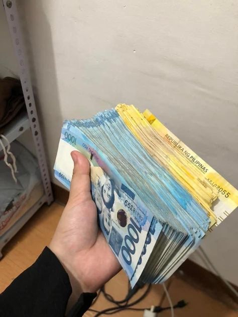 Philippines Money Pictures, Fake Bank Notes, Billionaire Goals, Business Hacks, Money Cat, Financial Motivation, Money Vision Board, Wholesale Hair Accessories, Bf Picture