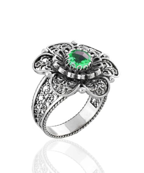 Elevate your style with the elegance of our Filigree Art Emerald Gemstone Women Silver Statement Ring 💍 This gorgeous piece combines the sophistication of filigree art and the timeless beauty of emerald gemstones. Let it elevate your everyday look or add the perfect touch to that special outfit for a night out. Click the link in our bio to explore more or make it yours now 👉 https://nuel.ink/r4V79i #FiligranistStyle #EmbraceElegance 🍀 Daisy Flower Design, Art Statement, Daisy Ring, Statement Ring Silver, Rose Quartz Gemstone, Sterling Silver Filigree, Blue Quartz, Emerald Gemstone, Vibrant Green