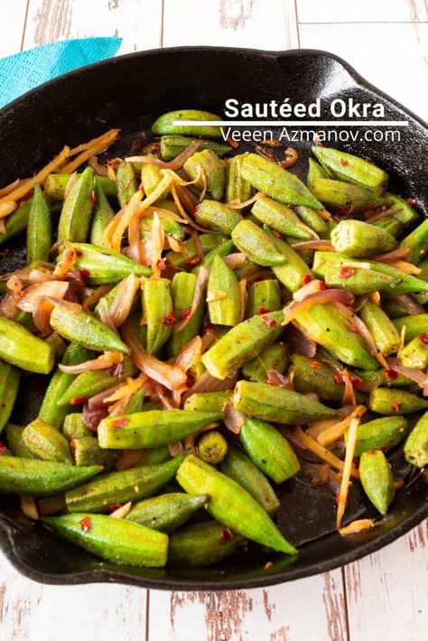 Make perfectly sauteed okra that's not slimy or sticky. Made with onions, ginger, garlic, and a splash of lemon this dish gets done in just 15 minutes. #sauteed #okra #okrarecipe #sauteedokra #okrarecipes #vegetarian #15minokra Cooking Collard Greens, Sauteed Okra, How To Cook Okra, Fresh Okra, Sauteed Squash, Okra Recipe, Okra Recipes, Keto Side Dishes, Cooked Vegetables