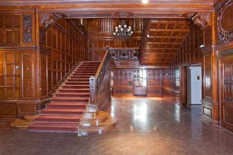 Andrew Carnegie Mansion, New York City, New York | Carnegie Mansion - Cooper Hewit National Design Museum Carnegie Mansion, Newport Ri Mansions, Mansion New York, Architecture Stairs, Victorian Things, Mansion Rooms, Andrew Carnegie, Cooper Hewitt, Victorian Interiors