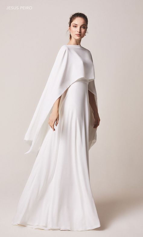 Baju Kahwin, Muslimah Wedding Dress, Nikah Dress, Jesus Peiro, Cape Wedding Dress, White Gown, Zuhair Murad, Fantasy Dress, Best Wedding Dresses