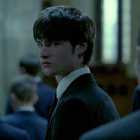 Actor Tom Sturridge as Nigel Colbie in "Like Minds (2006)". Young Tom Sturridge, Tom Sturridge Like Minds, Like Minds 2006, Nigel Colbie, Abraxas Malfoy, Like Minds, Morpheus Sandman, Tom Sturridge, Toxic Men