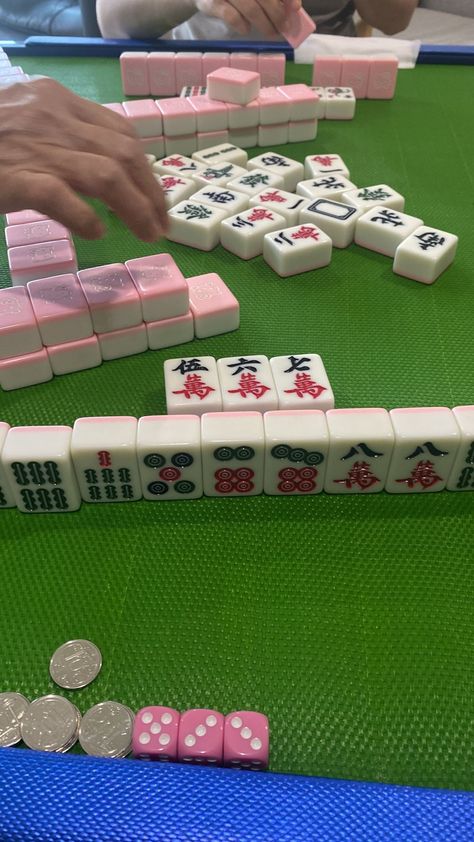 Mahjong Aesthetic, Gardens By The Bay, Explore Travel, Profile Pics, Asia Travel, Marina Bay, Public Transport, Blog Photography, Luxury Travel