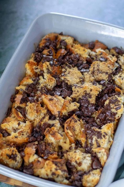 Stale Bread Recipes, Chocolate Chip Bread Pudding, Bourbon Butter, Best Bread Pudding Recipe, Sweet Custard, Chocolate Bread Pudding, Chocolate Chip Bread, Bread And Butter Pudding, Bread Pudding Recipe