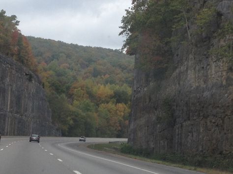 East Tennessee mountains Tennessee Gothic, Tennessee Aesthetic, Tennessee Mountains, Smokey Mountains Vacation, Sun Worship, Mountains Aesthetic, Western Nc, Western Life, Rocky Top