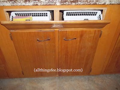 Easy DIY Cheap Drawers, Sink Drawer, Under Sink Drawer, Rv Kitchen, Small Kitchen Storage, Diy Kitchen Storage, Kitchen Drawers, Under Sink, Kitchen Projects