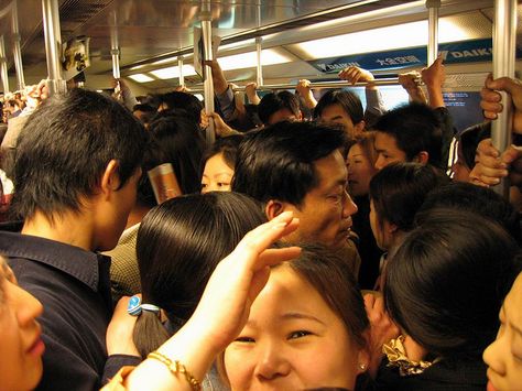 The concept of personal space redefined - Shanghai's crowded subway Personal Space Photography, Standing Out From The Crowd Photography, Crowded Place Drawing, Person In A Crowd Photography, Crowd Reference, Space Sketchbook, People On The Subway, Crowded Subway, Crowded Subway Photography