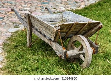 Wooden Wheelbarrow, Wooden Wagon, Farm Gardens, Country Primitive, Weathered Wood, Old Wood, Small Garden, Country Decor, 3d Objects