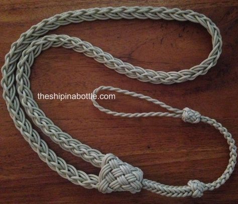 Boatswain's Pipes, Boatswain's Lanyards - www.theshipinabottle.com Navy Knots, Bubble Dog, Paracord Projects Diy, Duct Tape Flowers, Navy Uniform, Paracord Bracelet Diy, Decorative Knots, Nautical Knots, Black Lanyard