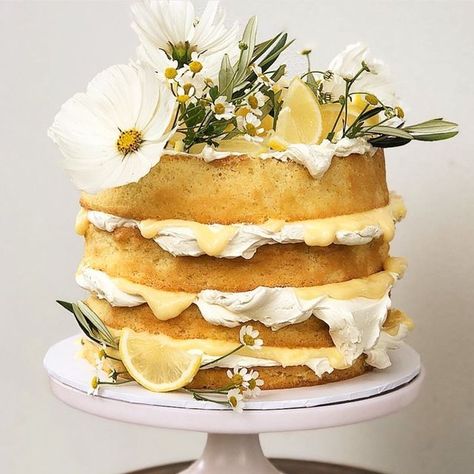 Lemon Wedding Cake, Lemon Birthday Cakes, Lemon Wedding Cakes, Limoncello Cake, Curd Cake, Lemon Sponge Cake, Lemon Curd Cake, Lemon Wedding, Italian Wedding Cakes