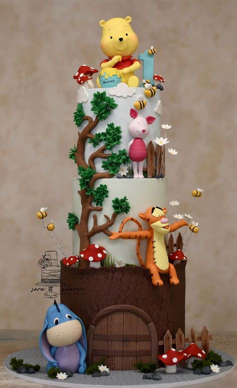 Winnie the pooh cake, first birthday cake, first birthday cake ideas, first birthday cake, 1st birthday cake, cute first birthday cake Winnie Pooh First Birthday, Cute First Birthday Cake, Birthday Cake 1st, First Birthday Cake Ideas, 1st Birthday Cake Ideas, Cake 1st Birthday, Cake First Birthday, Pooh Cake, Winnie The Pooh Cake