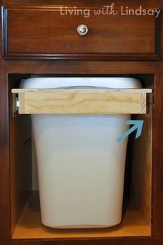 Pullout Trash Can, Pullout Trash Cabinet, Diy Trash Can Cabinet, Pull Out Trash Cans, Trash Can Cabinet, Kitchen Trash, Diy Kitchen Storage, Kitchen Trash Cans, Trash Bin